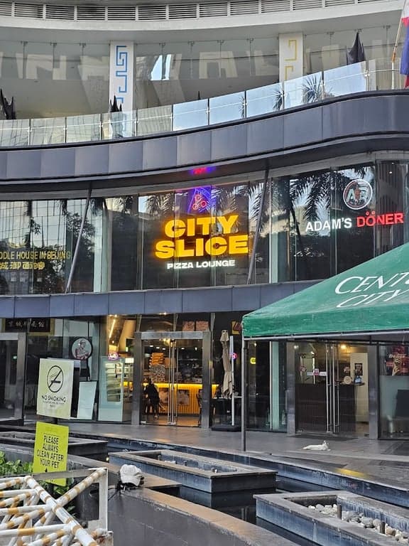 City Slice Pizza Lounge photo 3