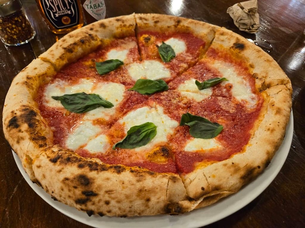 Gino's Brick Oven Pizza photo 3