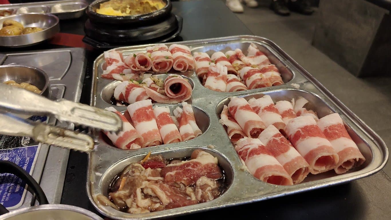 Premier The Samgyupsal - Poblacion photo 2