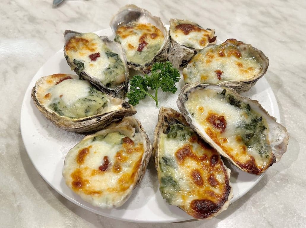 Via Mare Oyster Bar photo 3