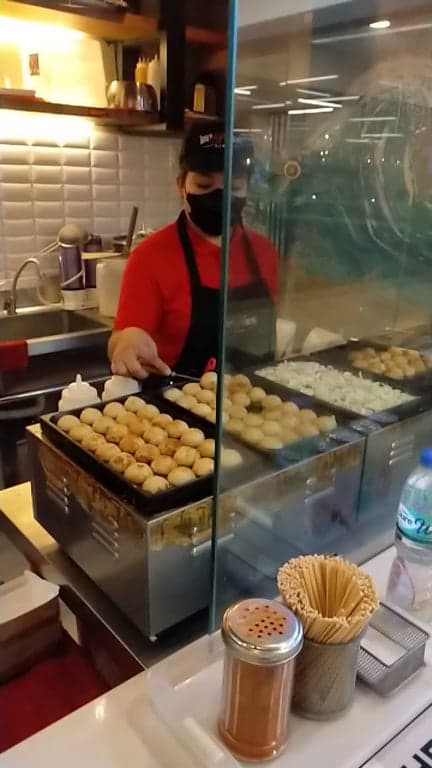 Kraken Takoyaki (Food Choices) Glorietta 4 photo 2