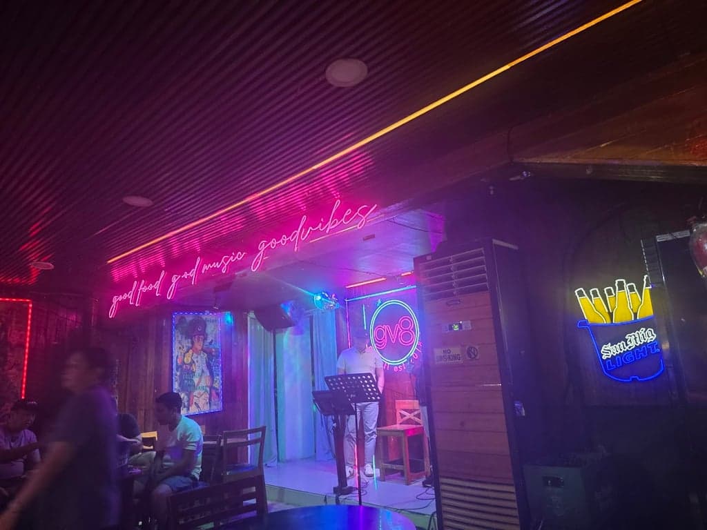 Chillax Bar photo 3