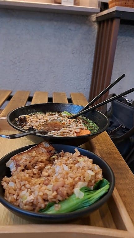 Taiwan Noodles Tea House 八方甜台灣麵茶屋 photo 2