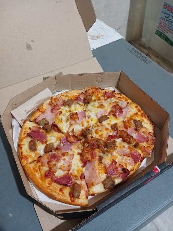 Pizza Hut photo 3