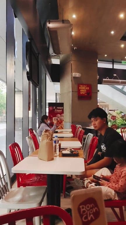 Bonchon Chicken - BGC Stopover Pavillion photo 2