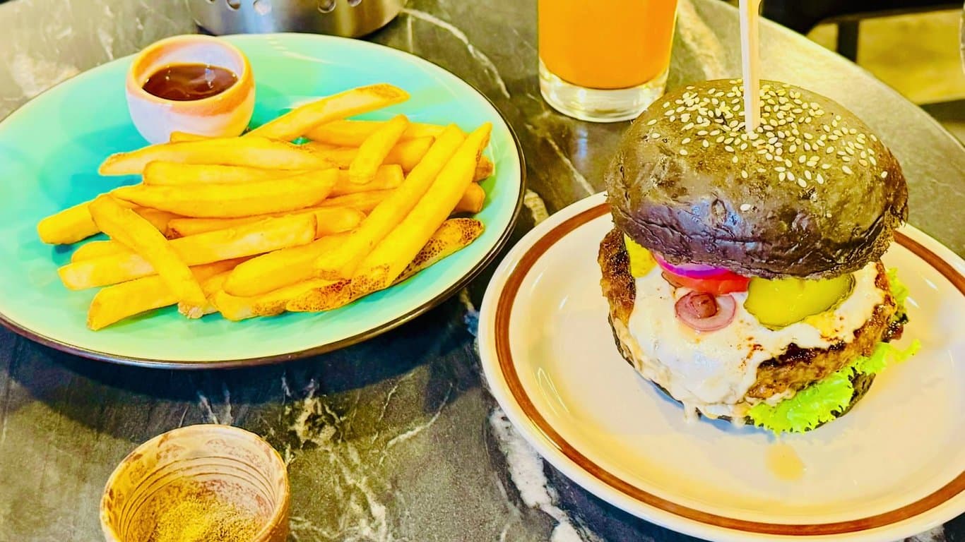 WILD Café & Bar photo 2