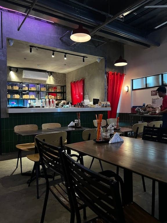 FHF Noodle & Dimsum House (Poblacion) photo 3