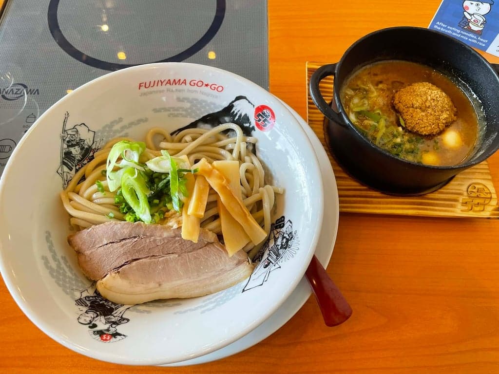Fujiyama 55 Ramen Philippines photo 3
