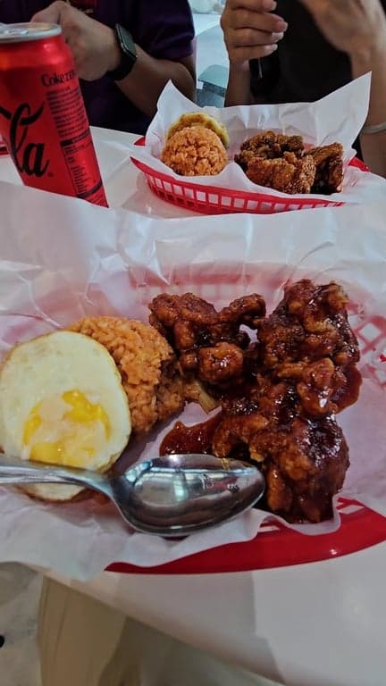 24 Chicken M1 Tower photo 2