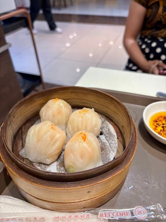 Yang Chow Noodle Bar (Power Plant Mall) photo 3