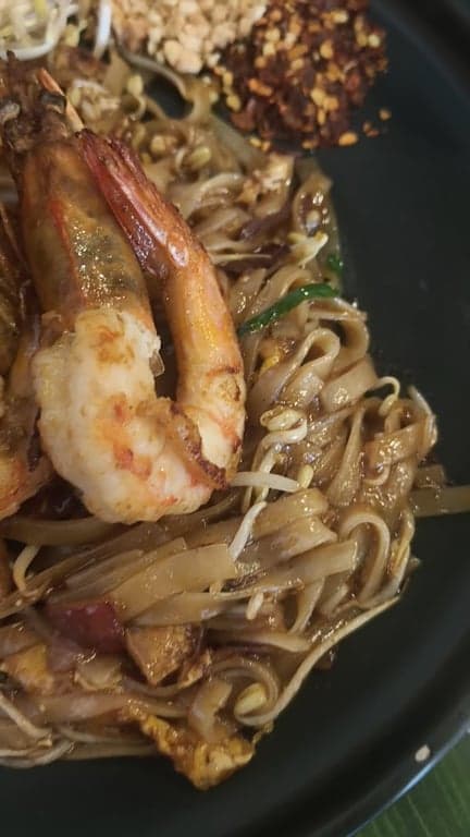 Thai-Noy Cuisine photo 2