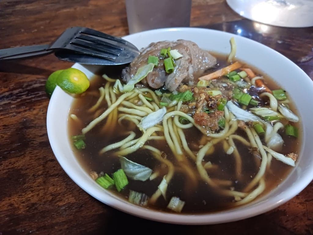 Kainan Sa Staff House cover photo