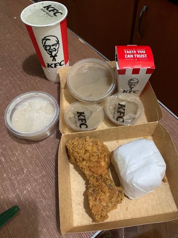KFC photo 3