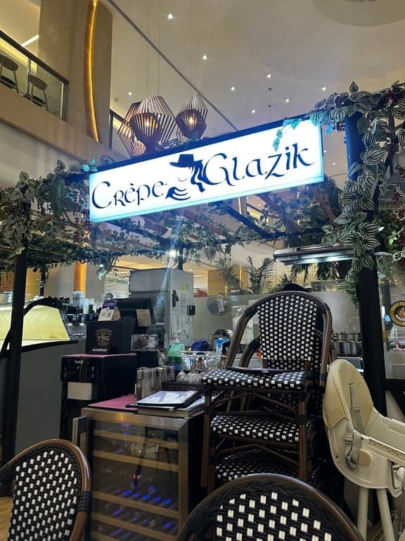 Crepe Glazik - Uptown Mall photo 3