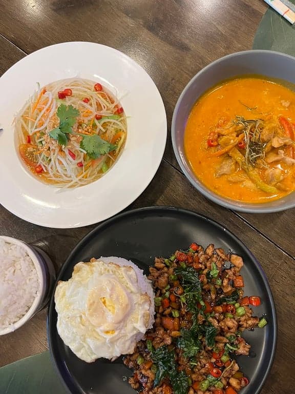 Thai-Noy Cuisine photo 3