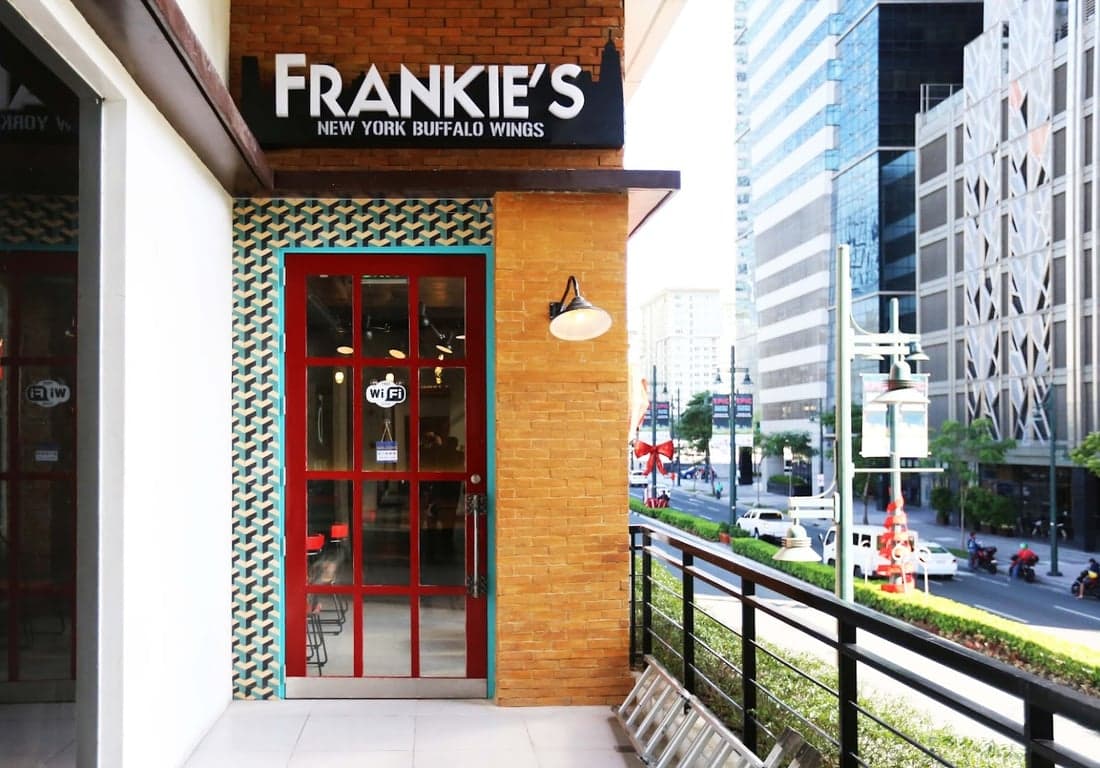 Frankie's New York Buffalo Wings Crossroads BGC cover photo