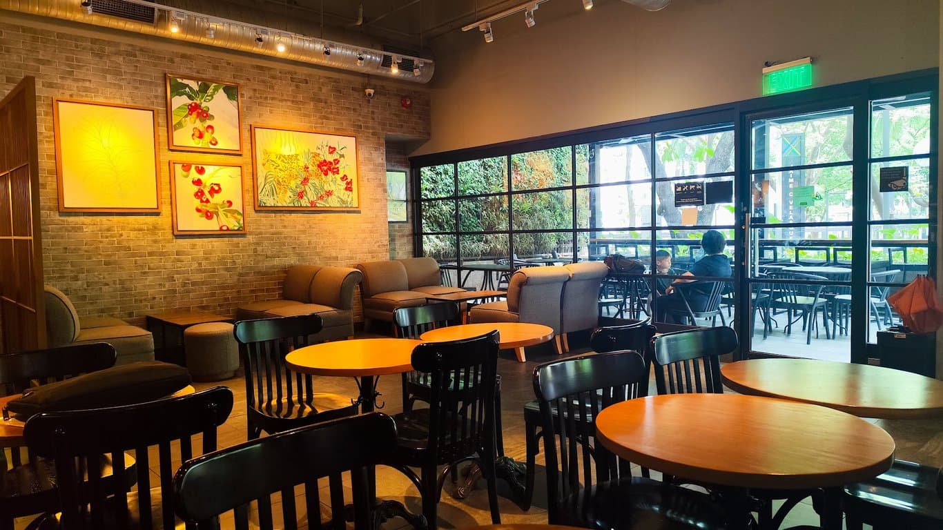 Starbucks Leviste Street photo 3