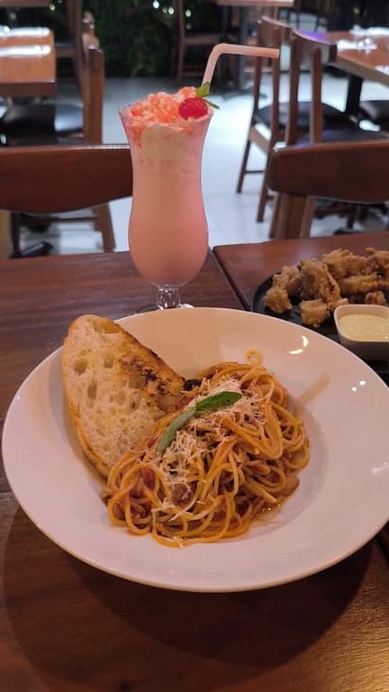 Spaghetti Factory photo 2