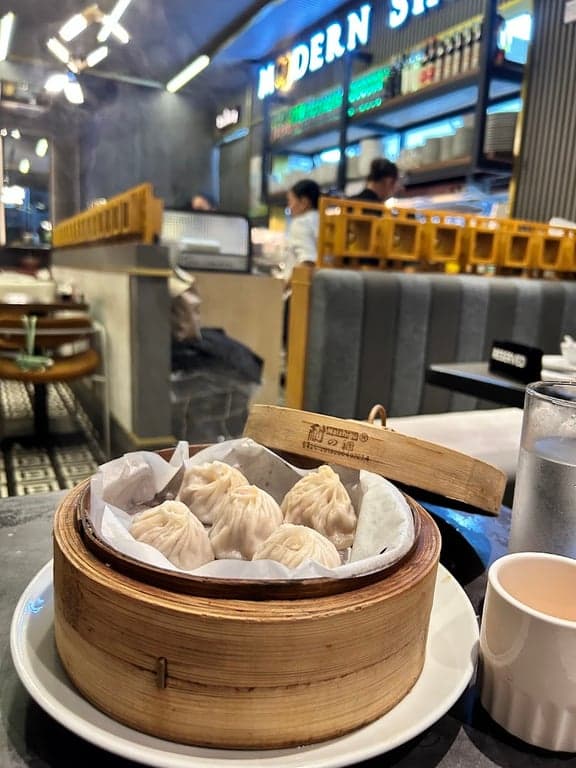 Modern Shang photo 3