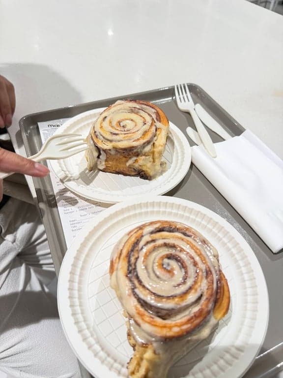 Cinnabon SM Aura photo 3
