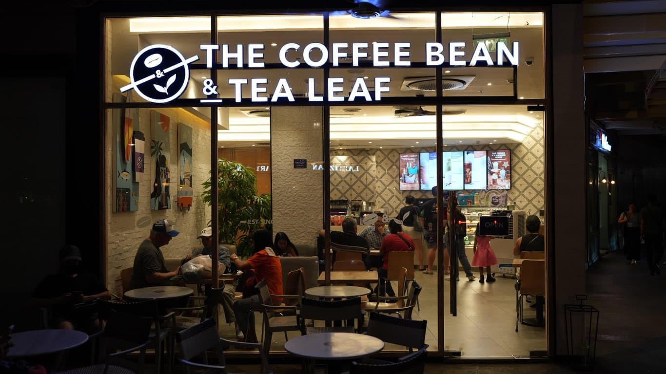 The Coffee Bean and Tea Leaf (Bonifacio High Street)
