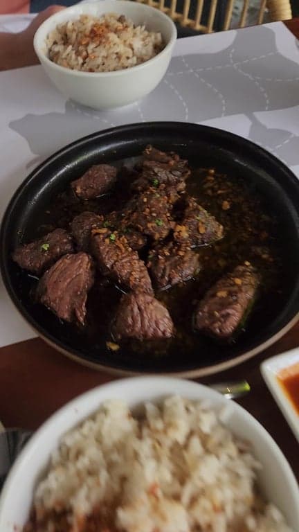 Hai Chix & Steaks, Bonifacio Highstreet photo 2