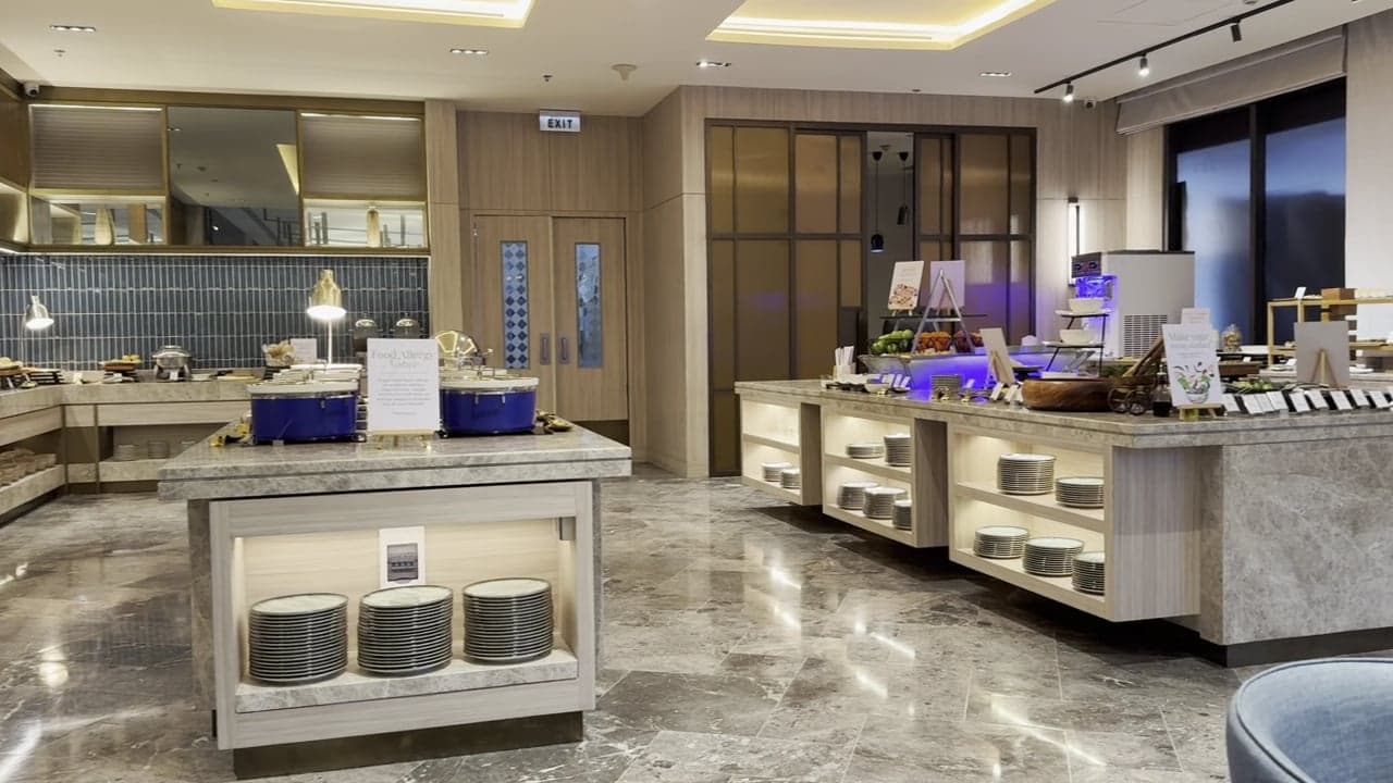 Flavors Restaurant photo 2