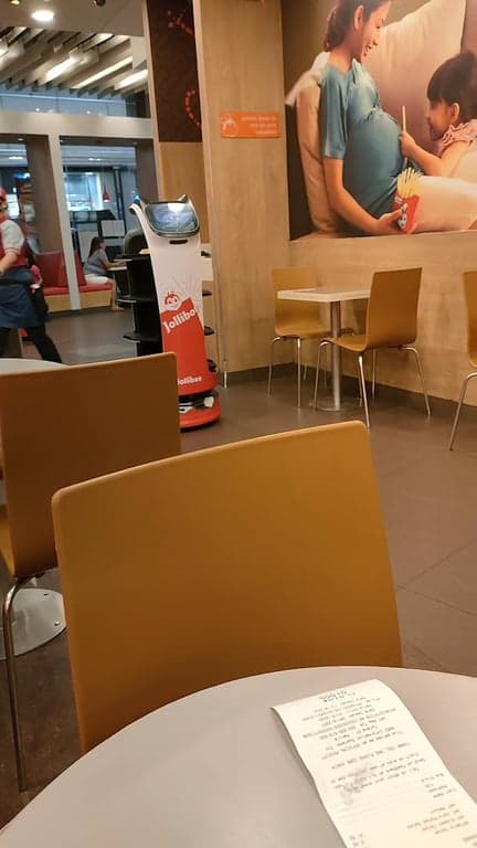 Jollibee (SM Aura) photo 2