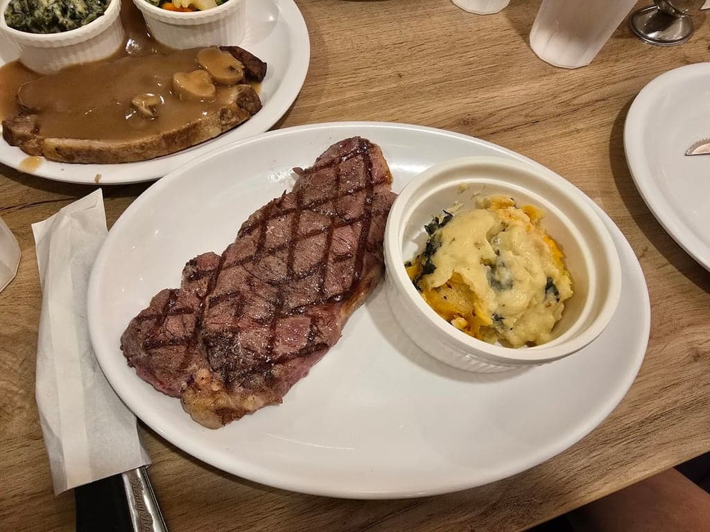 Kenny Rogers Roasters - Kidzania photo 3