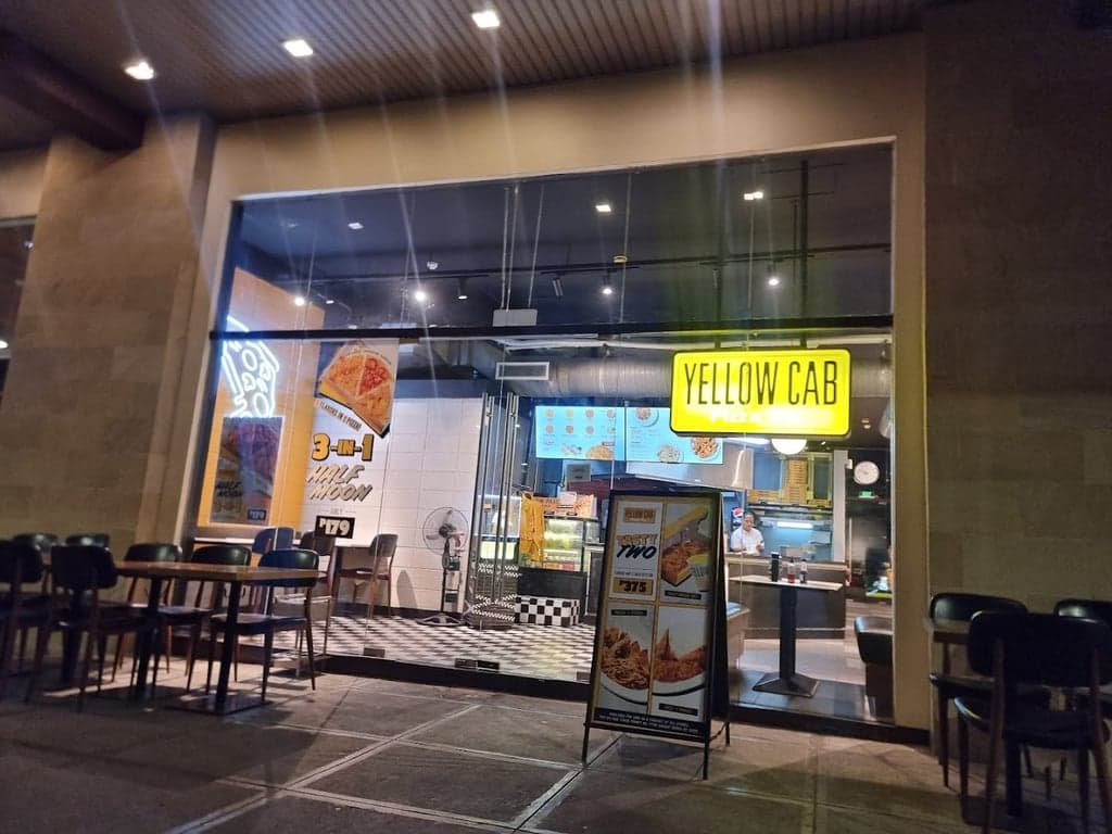 Yellow Cab Pizza Co. photo 3