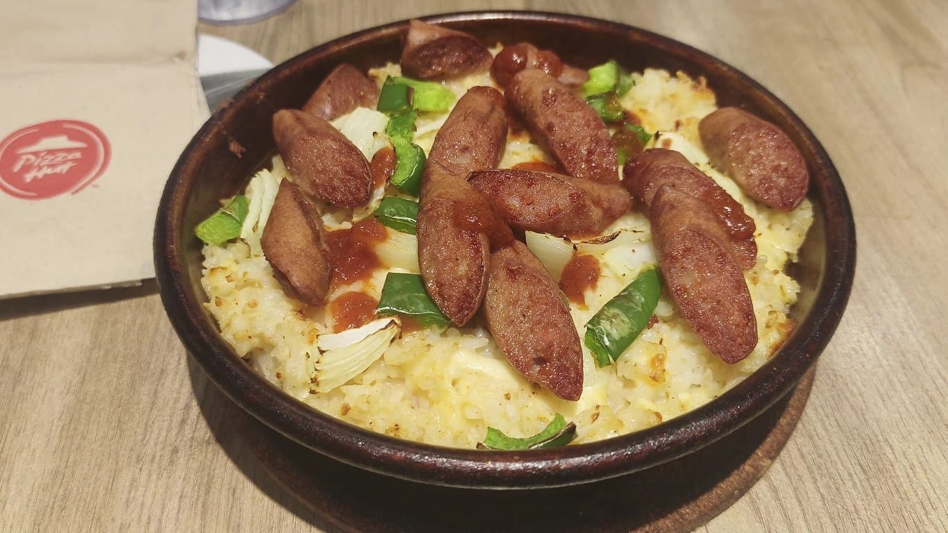Pizza Hut photo 2