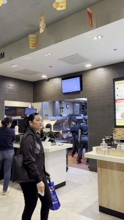 McDonald's photo 2
