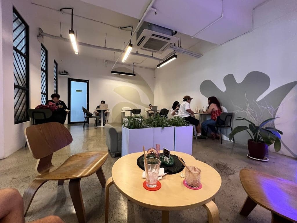 Odd Cafe |