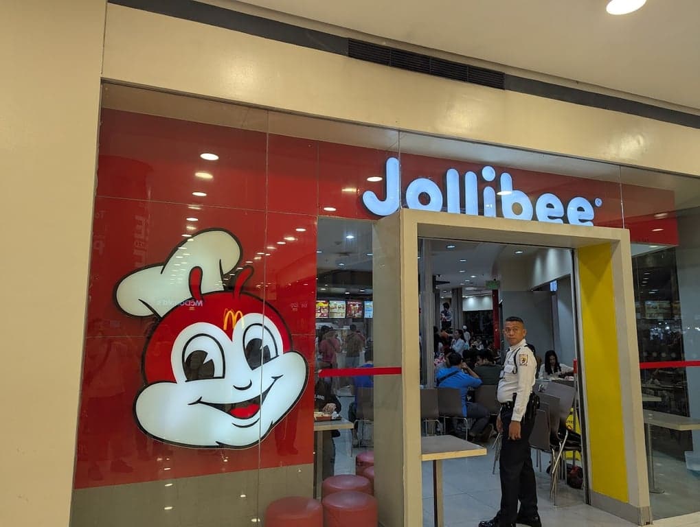 Jollibee - Market Market cover photo