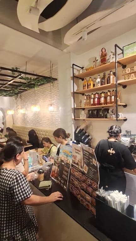 CHN CAFÉ MAKATI CITY photo 2