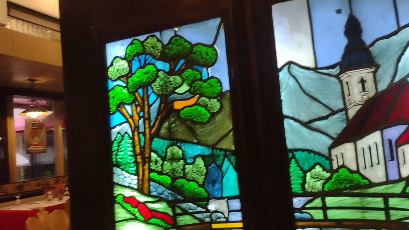 Old Swiss Inn Restaurant photo 2