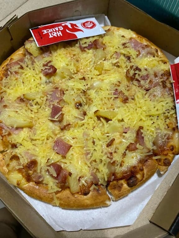 Pizza Hut Market Market photo 3