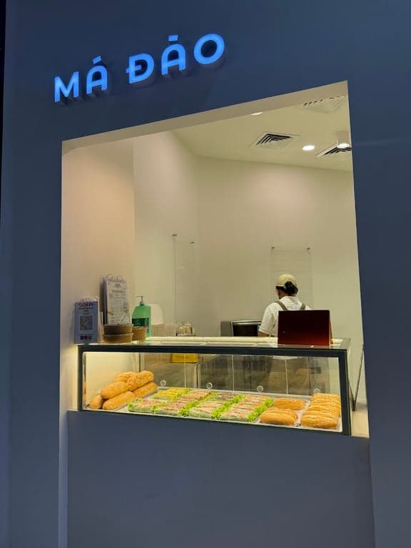 Má Đào Vietnamese Spring Rolls photo 3