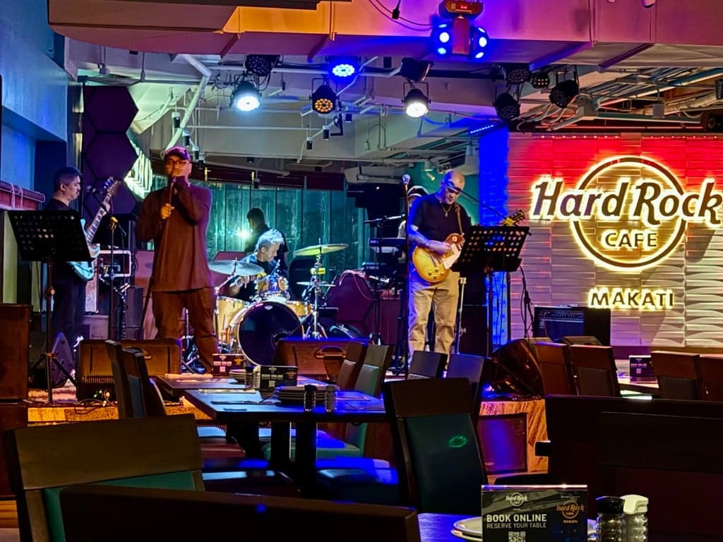 Hard Rock Cafe photo 3