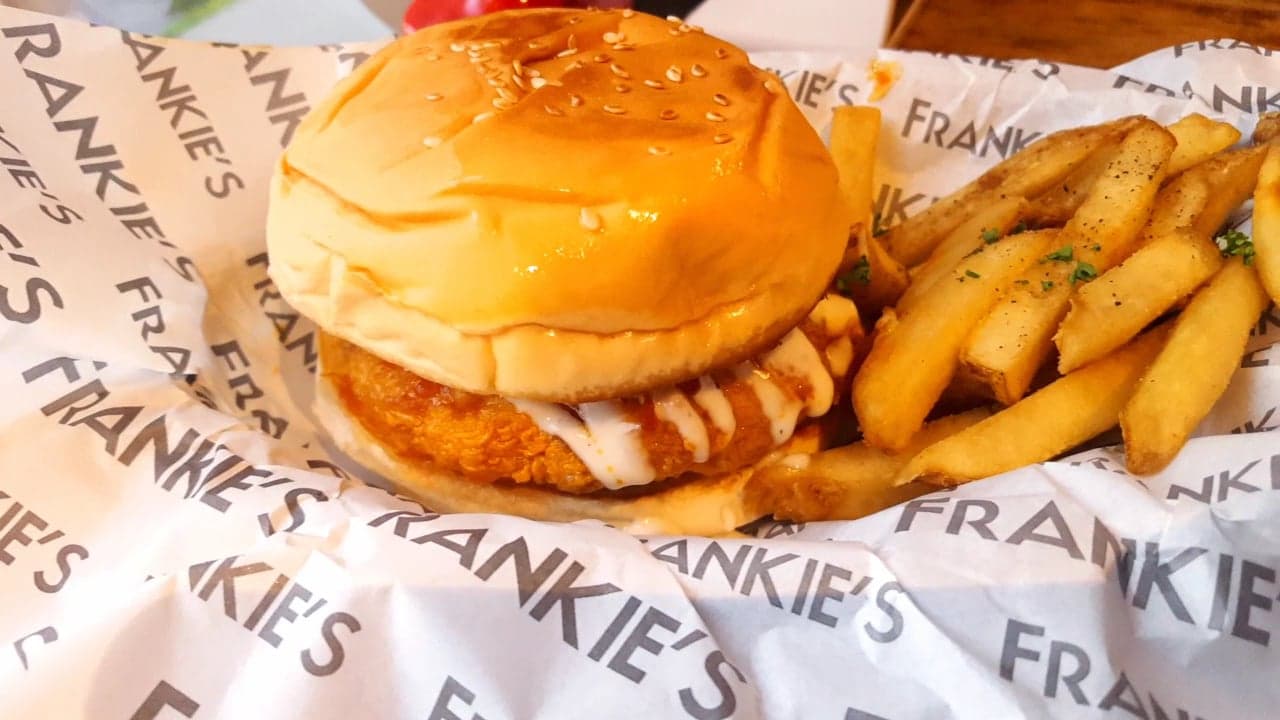 Frankie's New York Buffalo Wings Crossroads BGC photo 2