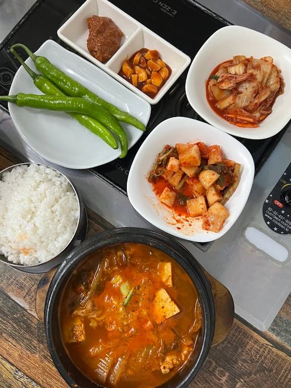 KKachi Bunsik Korean Snack Foods photo 3