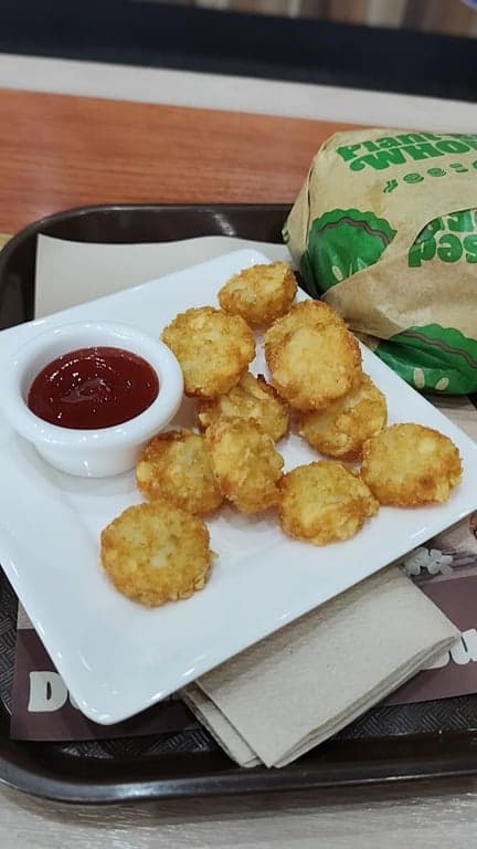 Burger King - Makati Avenue photo 2